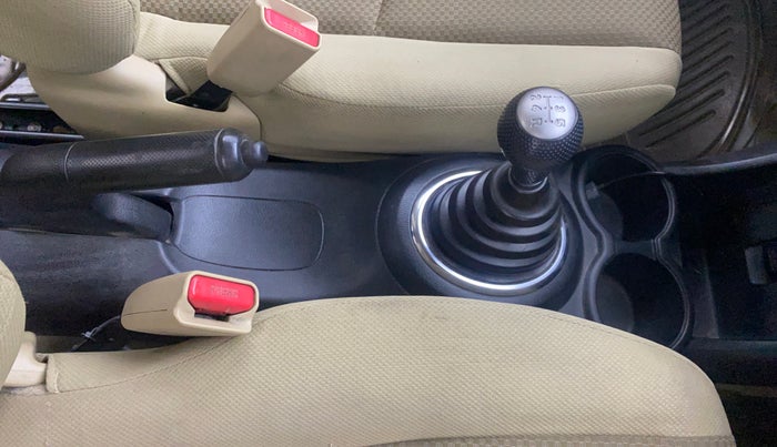 2014 Honda Brio VX MT, Petrol, Manual, 62,395 km, Gear Lever