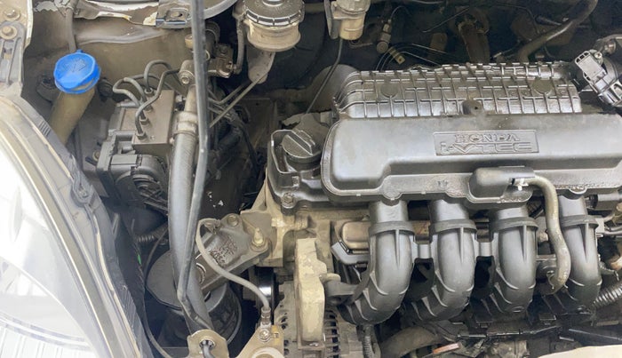 2014 Honda Brio VX MT, Petrol, Manual, 62,395 km, Engine View - Right