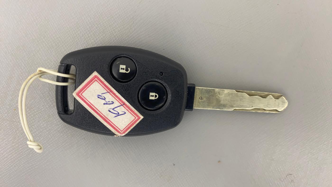 2014 Honda Brio VX MT, Petrol, Manual, 62,395 km, Key Close Up