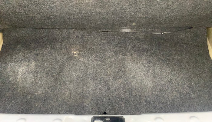 2014 Honda Brio VX MT, Petrol, Manual, 62,395 km, Boot Inside