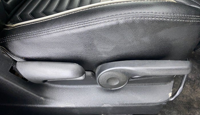 2018 Maruti Vitara Brezza ZDI + AMT, Diesel, Automatic, 41,271 km, Driver Side Adjustment Panel