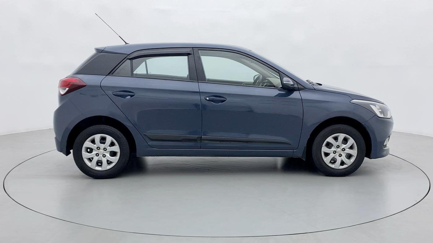 2015 Hyundai Elite i20 SPORTZ 1.2, Petrol, Manual, 86,497 km, Right Side View