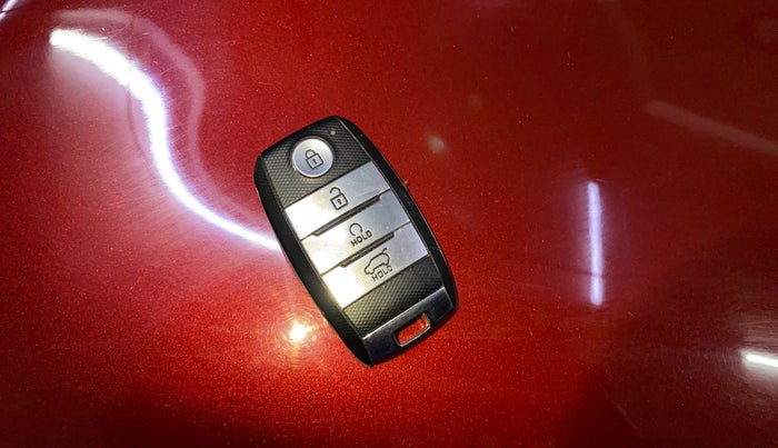 2023 KIA SONET GTX PLUS 1.0 DCT, Petrol, Automatic, 63,186 km, Key Close Up