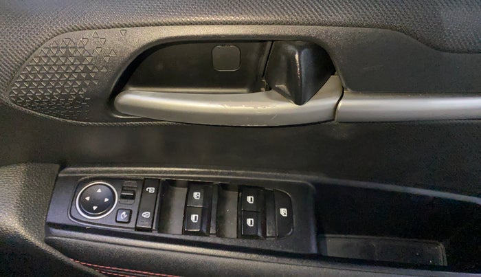 2023 KIA SONET GTX PLUS 1.0 DCT, Petrol, Automatic, 63,186 km, Driver Side Door Panels Control