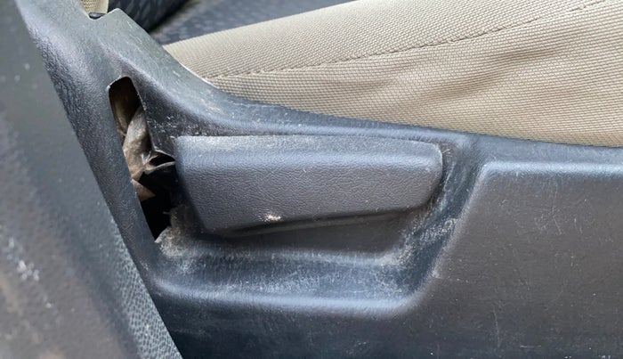 2015 Maruti Alto K10 LXI, Petrol, Manual, 71,642 km, Driver Side Adjustment Panel