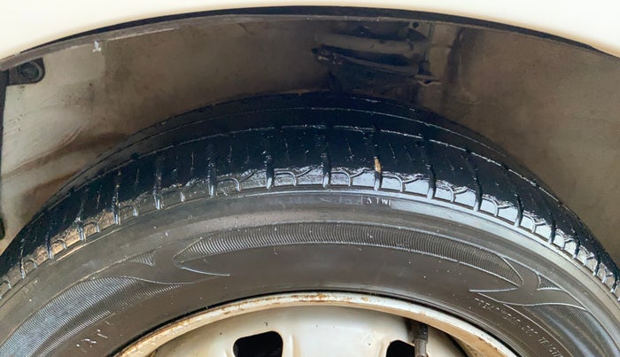 2015 Maruti Alto K10 LXI, Petrol, Manual, 71,642 km, Left Front Tyre Tread