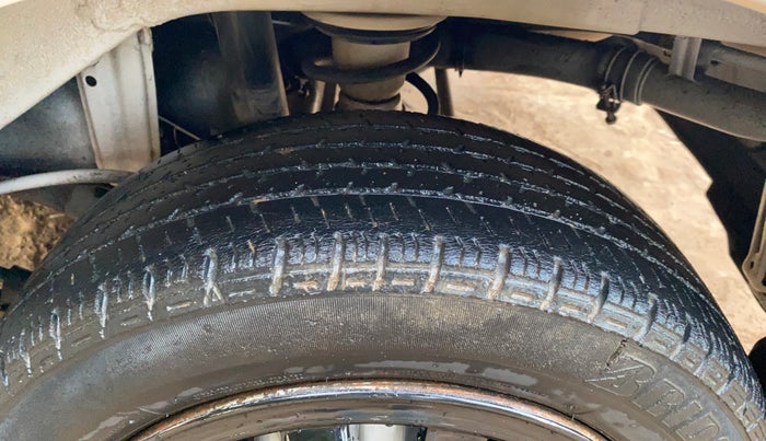 2015 Maruti Alto K10 LXI, Petrol, Manual, 71,642 km, Left Rear Tyre Tread