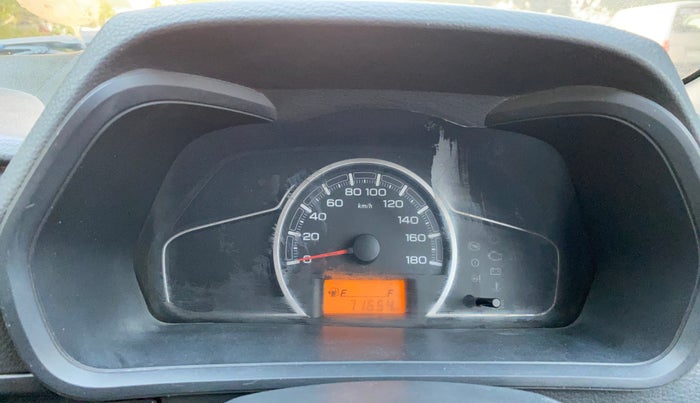 2015 Maruti Alto K10 LXI, Petrol, Manual, 71,642 km, Odometer Image