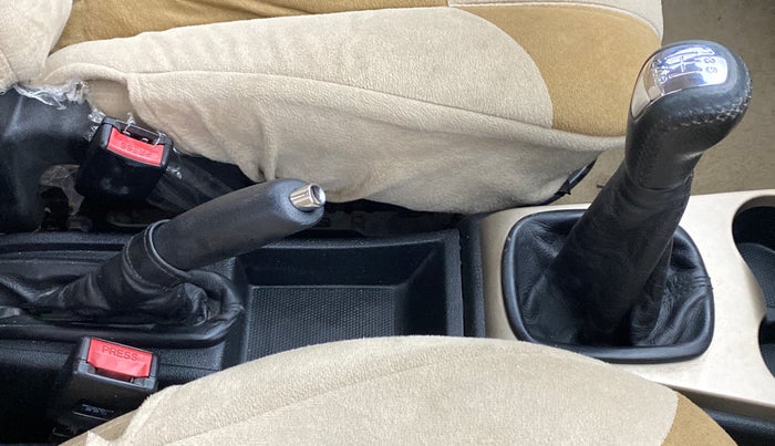 2013 Tata Manza VX QUADRAJET, Diesel, Manual, 33,528 km, Gear Lever