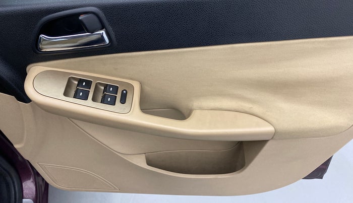 2013 Tata Manza VX QUADRAJET, Diesel, Manual, 33,528 km, Driver Side Door Panels Control