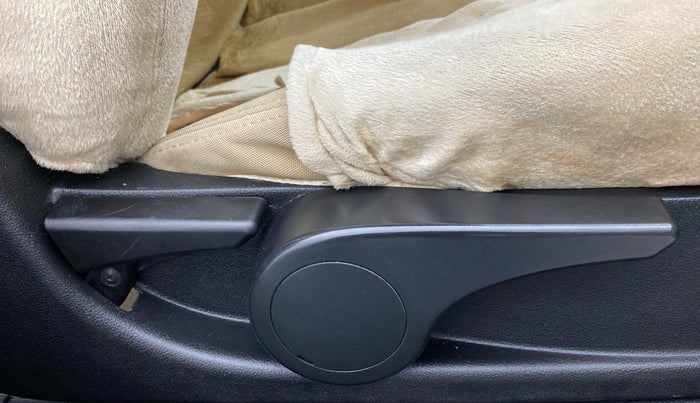 2013 Tata Manza VX QUADRAJET, Diesel, Manual, 33,528 km, Driver Side Adjustment Panel