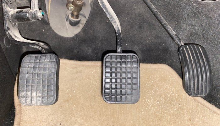 2013 Tata Manza VX QUADRAJET, Diesel, Manual, 33,528 km, Pedals