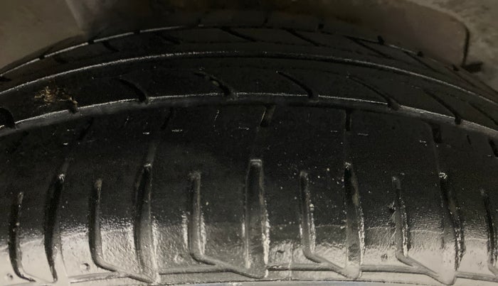 2013 Tata Manza VX QUADRAJET, Diesel, Manual, 33,528 km, Right Rear Tyre Tread