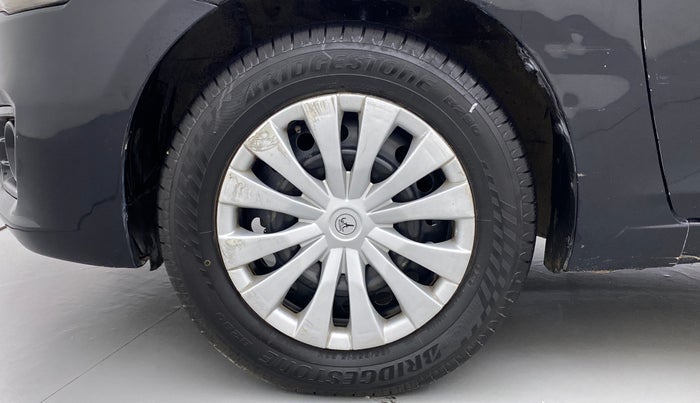 2014 Maruti Ciaz VXI+, Petrol, Manual, 75,989 km, Left Front Wheel