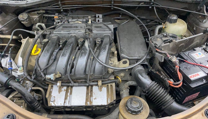 2013 Renault Duster RXL PETROL, Petrol, Manual, 1,12,488 km, Engine View