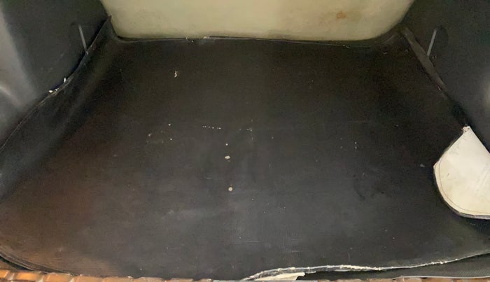 2013 Renault Duster RXL PETROL, Petrol, Manual, 1,12,488 km, Boot Inside