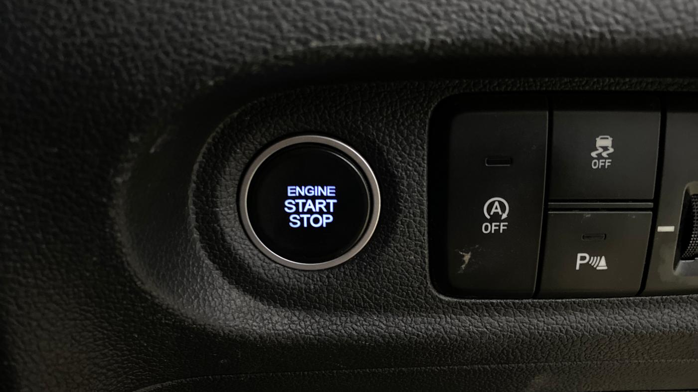 2023 Hyundai ALCAZAR  SIGNATURE (O) DCT 1.5 PETROL 7STR, Petrol, Automatic, 75,711 km, Keyless Start/ Stop Button