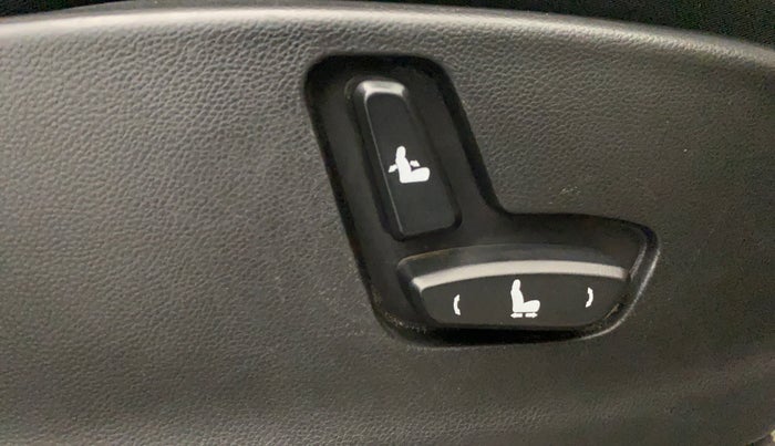 2021 MG HECTOR SHARP 2.0 DIESEL, Diesel, Manual, 87,987 km, Driver Side Adjustment Panel