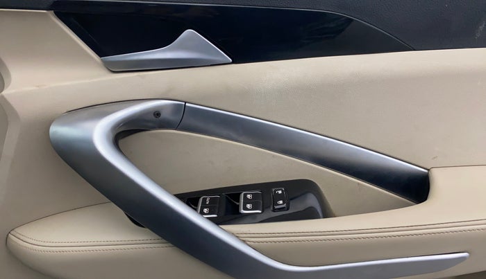 2021 MG HECTOR SHARP 2.0 DIESEL, Diesel, Manual, 87,987 km, Driver Side Door Panels Control