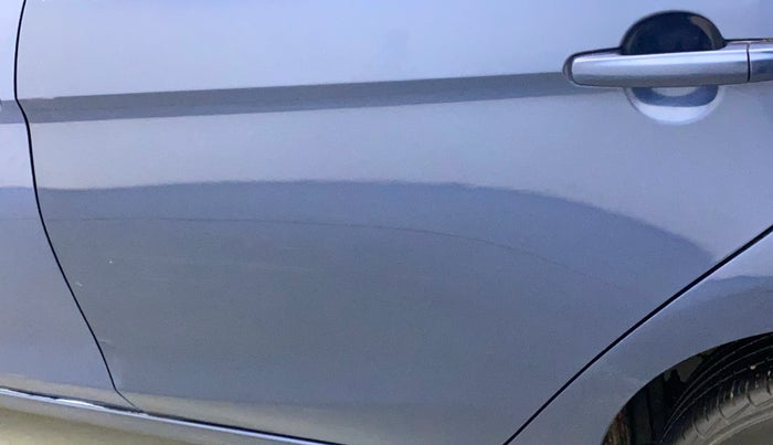 2017 Maruti Ciaz DELTA 1.4 AT PETROL, Petrol, Automatic, 49,784 km, Rear left door - Minor scratches