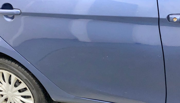 2017 Maruti Ciaz DELTA 1.4 AT PETROL, Petrol, Automatic, 49,784 km, Right rear door - Slightly dented