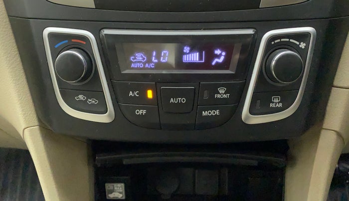 2017 Maruti Ciaz DELTA 1.4 AT PETROL, Petrol, Automatic, 49,784 km, Automatic Climate Control