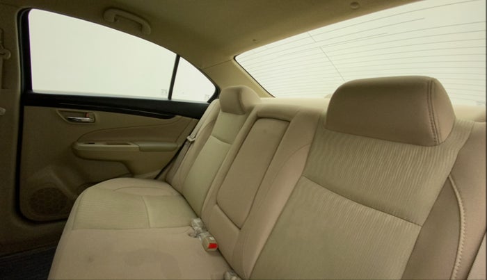 2017 Maruti Ciaz DELTA 1.4 AT PETROL, Petrol, Automatic, 49,784 km, Right Side Rear Door Cabin