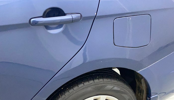 2017 Maruti Ciaz DELTA 1.4 AT PETROL, Petrol, Automatic, 49,784 km, Left quarter panel - Minor scratches