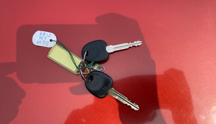 2018 Hyundai Eon ERA +, Petrol, Manual, 44,356 km, Key Close Up