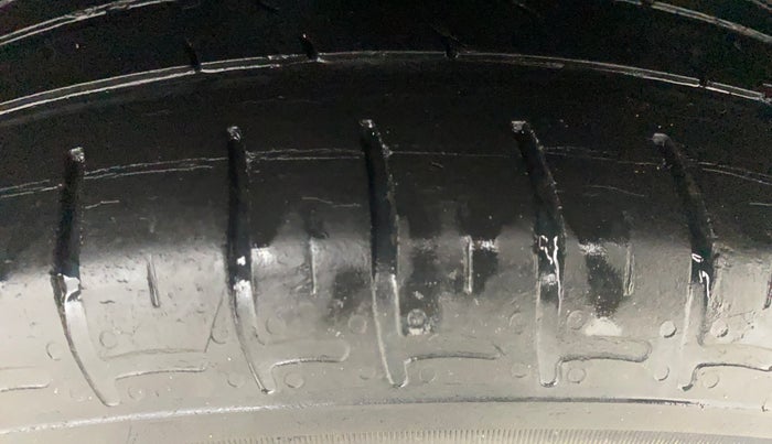 2020 Hyundai GRAND I10 NIOS SPORTZ AMT 1.2 KAPPA VTVT, Petrol, Automatic, 38,213 km, Left Rear Tyre Tread