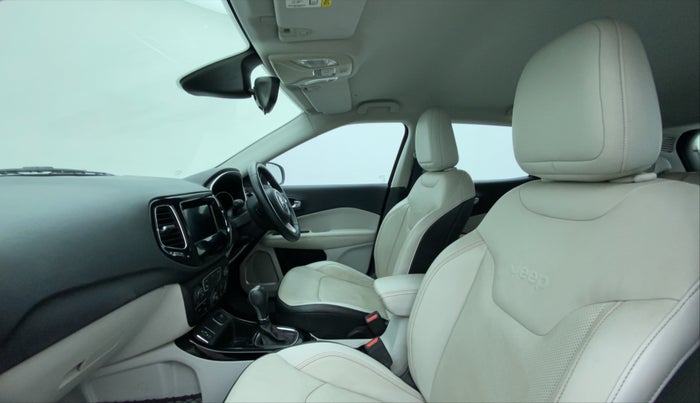 2017 Jeep Compass LIMITED 1.4 PETROL AT, Petrol, Automatic, 75,511 km, Right Side Front Door Cabin