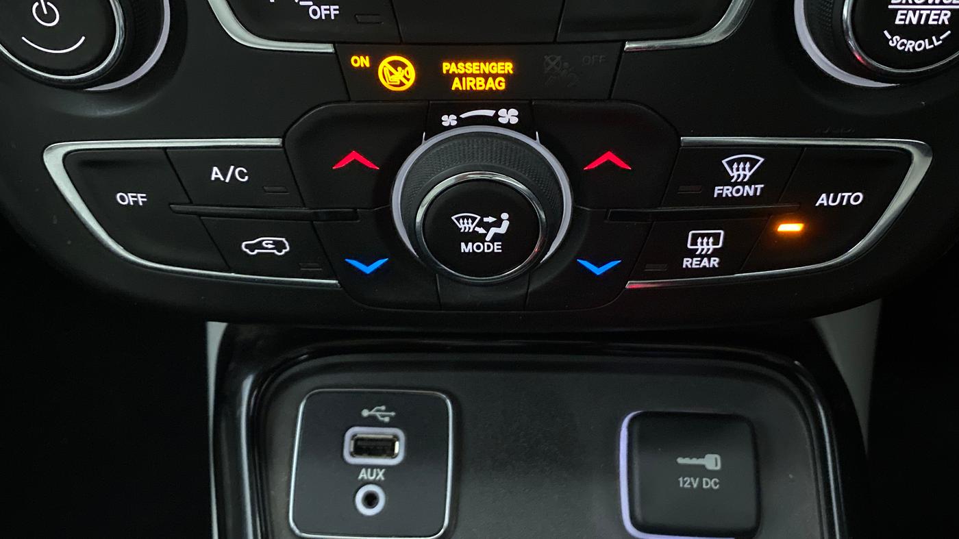 2017 Jeep Compass LIMITED 1.4 PETROL AT, Petrol, Automatic, 75,511 km, Automatic Climate Control