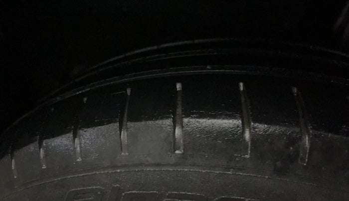 2020 Maruti Baleno ALPHA PETROL 1.2, Petrol, Manual, 85,113 km, Left Rear Tyre Tread