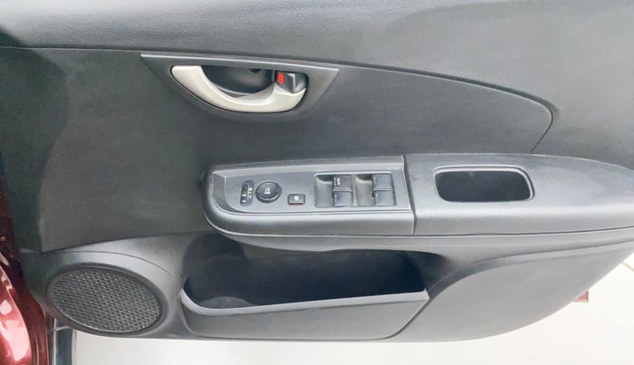 2019 Honda BR-V 1.5L I-VTEC S, Petrol, Manual, 37,067 km, Driver Side Door Panels Control