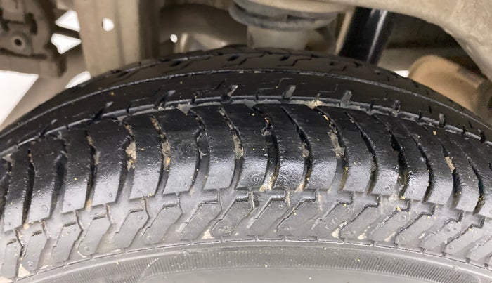 2016 Maruti Alto K10 VXI, Petrol, Manual, 79,353 km, Right Rear Tyre Tread