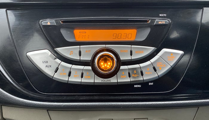 2016 Maruti Alto K10 VXI, Petrol, Manual, 79,353 km, Infotainment system - Button has minor damage
