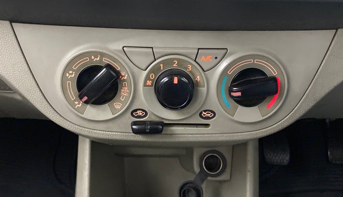 2016 Maruti Alto K10 VXI, Petrol, Manual, 79,353 km, AC Unit - Directional switch has minor damage