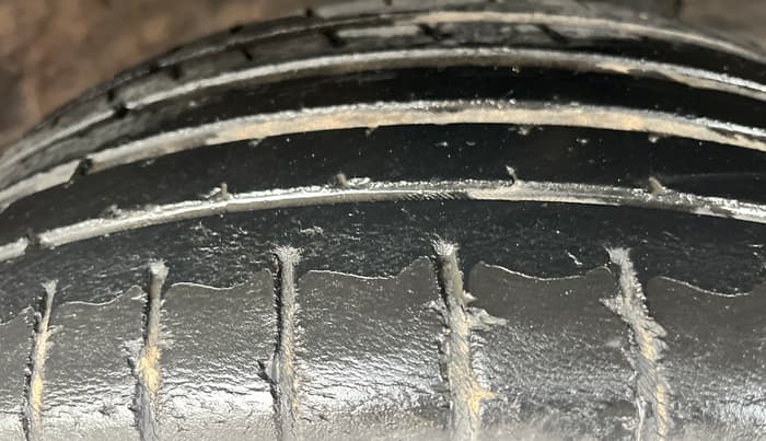 2021 Maruti Baleno ZETA CVT PETROL 1.2, Petrol, Automatic, 36,503 km, Right Front Tyre Tread