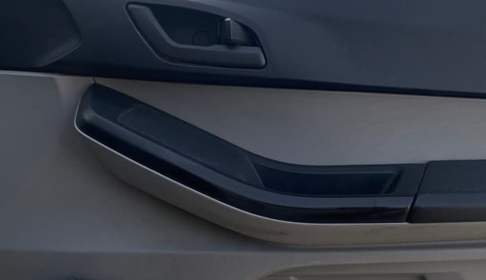 2021 Tata Tiago XE PETROL, Petrol, Manual, 1,44,020 km, Driver Side Door Panels Control