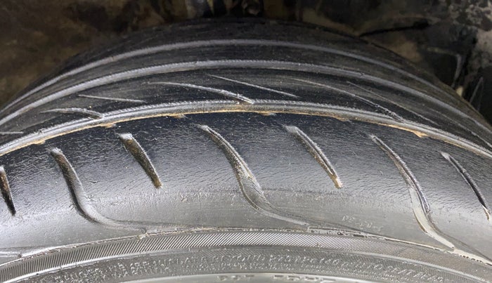 2014 Honda City 1.5L I-VTEC V MT, Petrol, Manual, 20,904 km, Right Front Tyre Tread