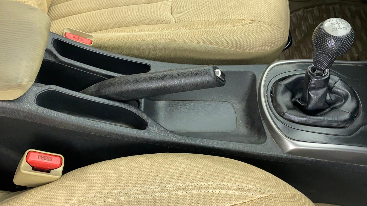 2014 Honda City 1.5L I-VTEC V MT, Petrol, Manual, 20,904 km, Gear Lever