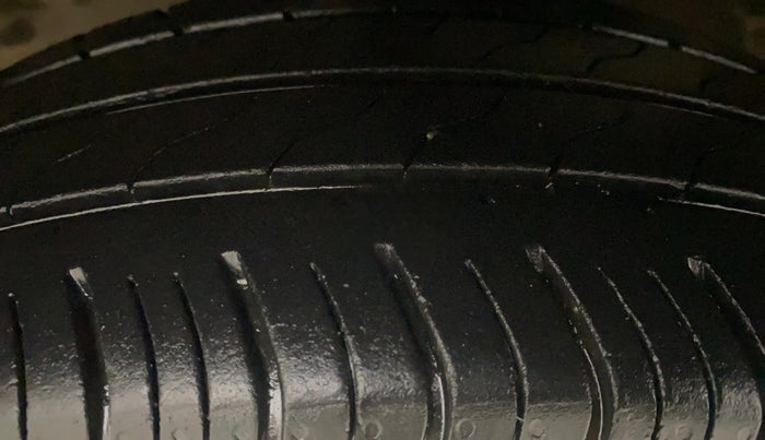 2021 Honda Amaze 1.2L I-VTEC VX CVT, Petrol, Automatic, 22,110 km, Left Front Tyre Tread