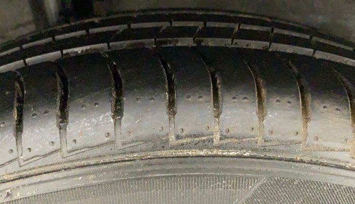2018 Honda Amaze 1.2L I-VTEC S CVT, Petrol, Automatic, 90,304 km, Right Rear Tyre Tread