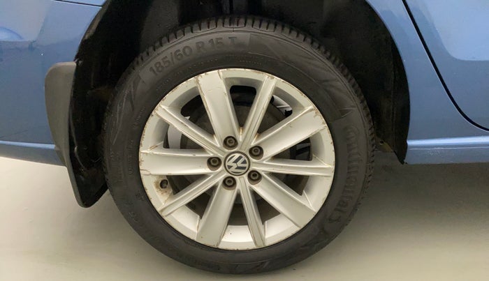 2016 Volkswagen Vento HIGHLINE 1.6 MPI, Petrol, Manual, 84,043 km, Right Rear Wheel