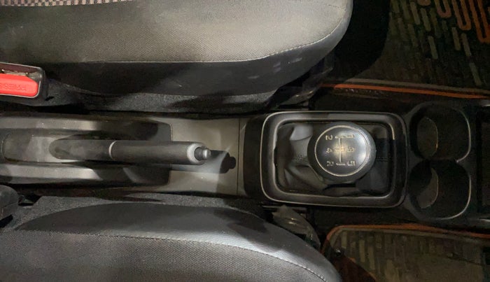 2023 Maruti S PRESSO LXI, Petrol, Manual, 1,957 km, Gear Lever
