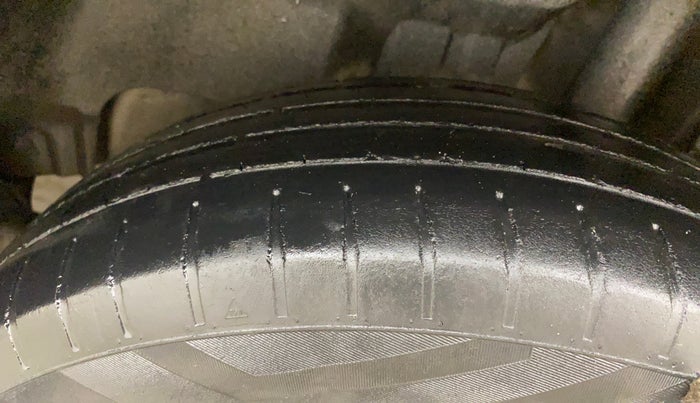 2019 Maruti Swift ZDI AMT, Diesel, Automatic, 61,343 km, Left Rear Tyre Tread