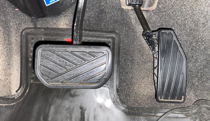 2019 Maruti Swift ZDI AMT, Diesel, Automatic, 61,343 km, Pedals