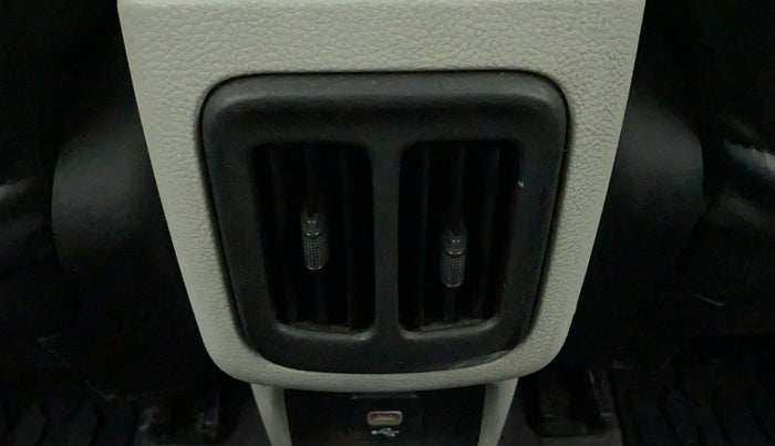 2018 Jeep Compass LIMITED 1.4 PETROL AT, Petrol, Automatic, 99,936 km, Rear AC Vents