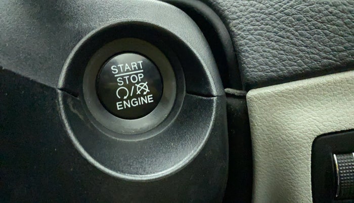 2018 Jeep Compass LIMITED 1.4 PETROL AT, Petrol, Automatic, 99,936 km, Keyless Start/ Stop Button