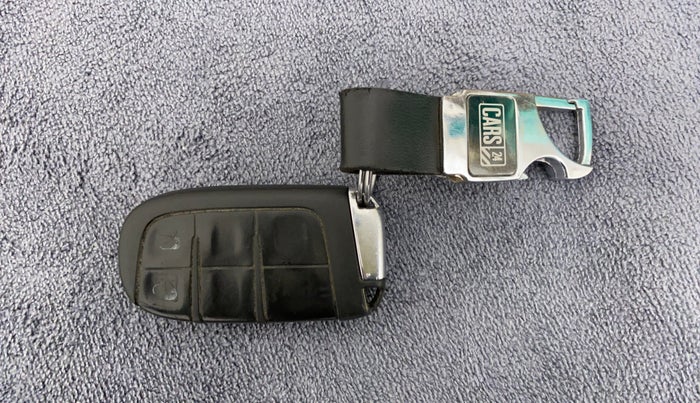 2018 Jeep Compass LIMITED 1.4 PETROL AT, Petrol, Automatic, 99,936 km, Key Close Up